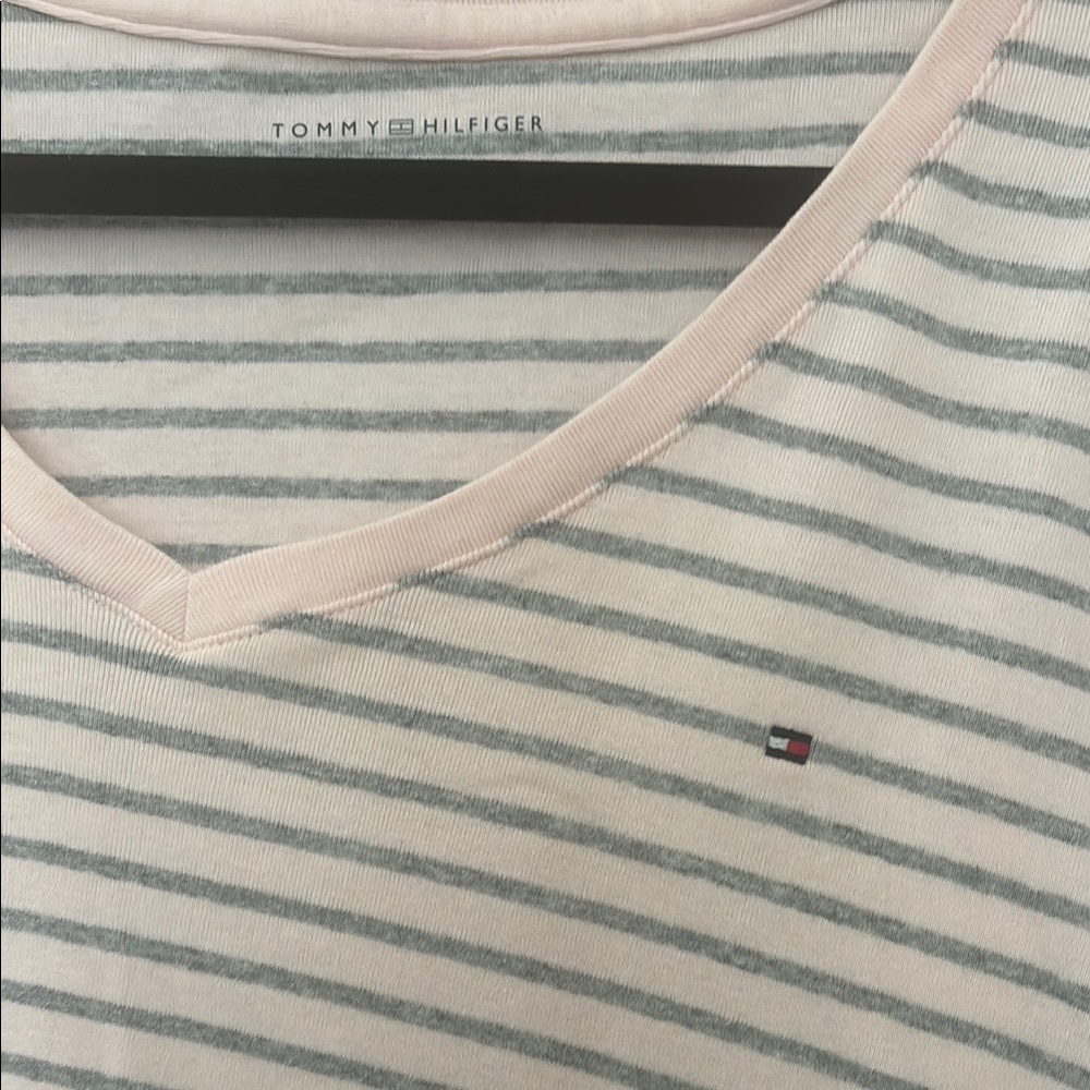 Tommy Hilfiger Gray and Pink Short Sleeve T-Shirt